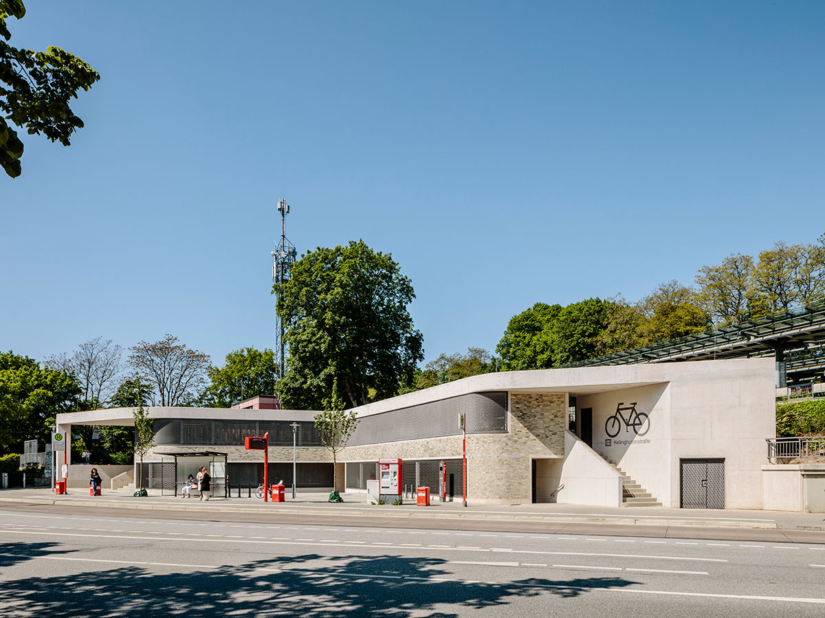 Fahrradparkhaus U-Bahn Kellinghusenstraße - 