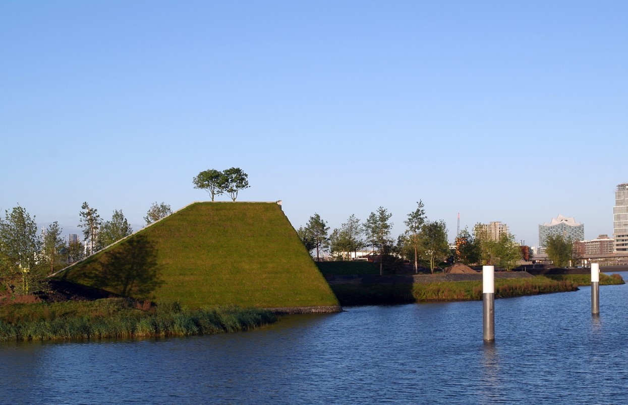 Himmelsberg im Baakenpark - 