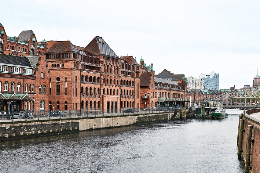 Hauptzollamt in der Speicherstadt (Sonderpreis Denkmalpflege) - 