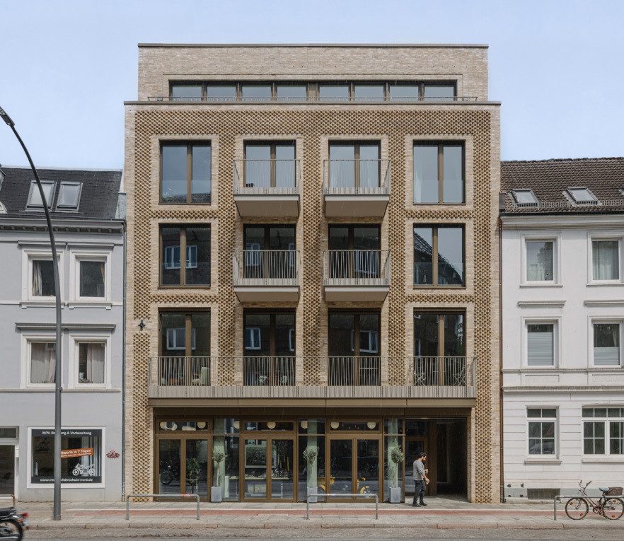 Wohn- und Geschäftshaus Bahrenfelder Steindamm 22 -